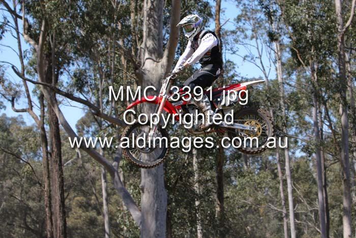 678x444 pixels (90K)